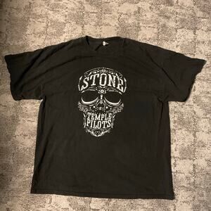 Stone Temple Pilots 2015 tour official merchandise T-shirt. Size XL